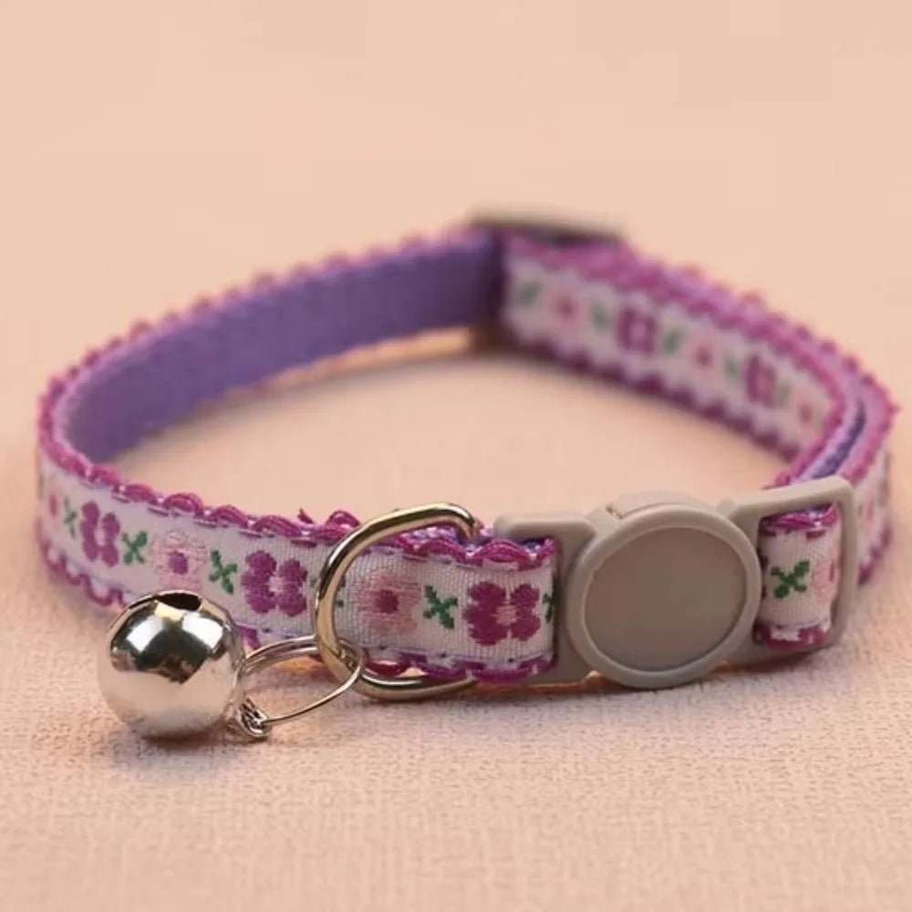 Fashion Floral Embroidered Cat Collars Adjustable Durable Pet Collars Cute Lace Collar With Bell Cat Supplies