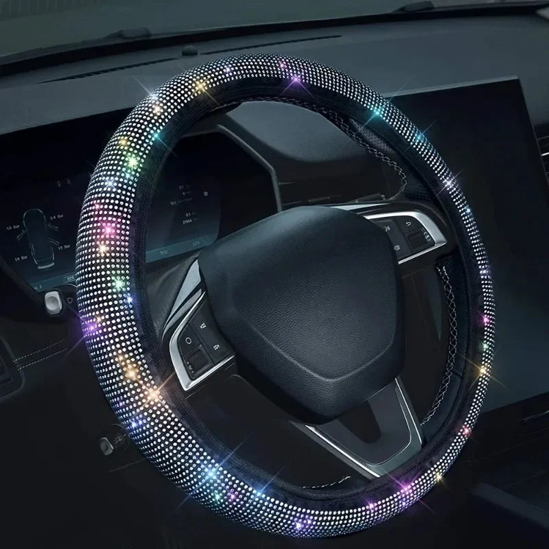 The stylish anti-slip size of the full-diamond steering wheel cover is suitable for diameters of 15 inches /38 centimeters