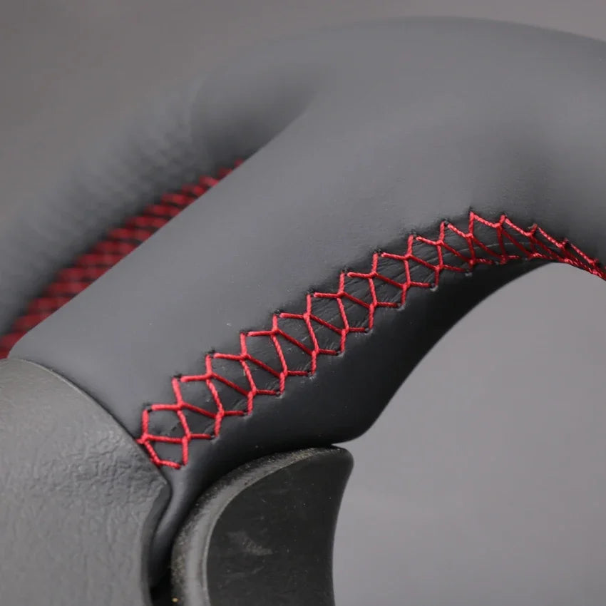 Black Faux Leather Car Steering Wheel Cover For Chevrolet Silverado 1500 Avalanche Blazer K 1500 Chevy Van Tahoe 1999-2002