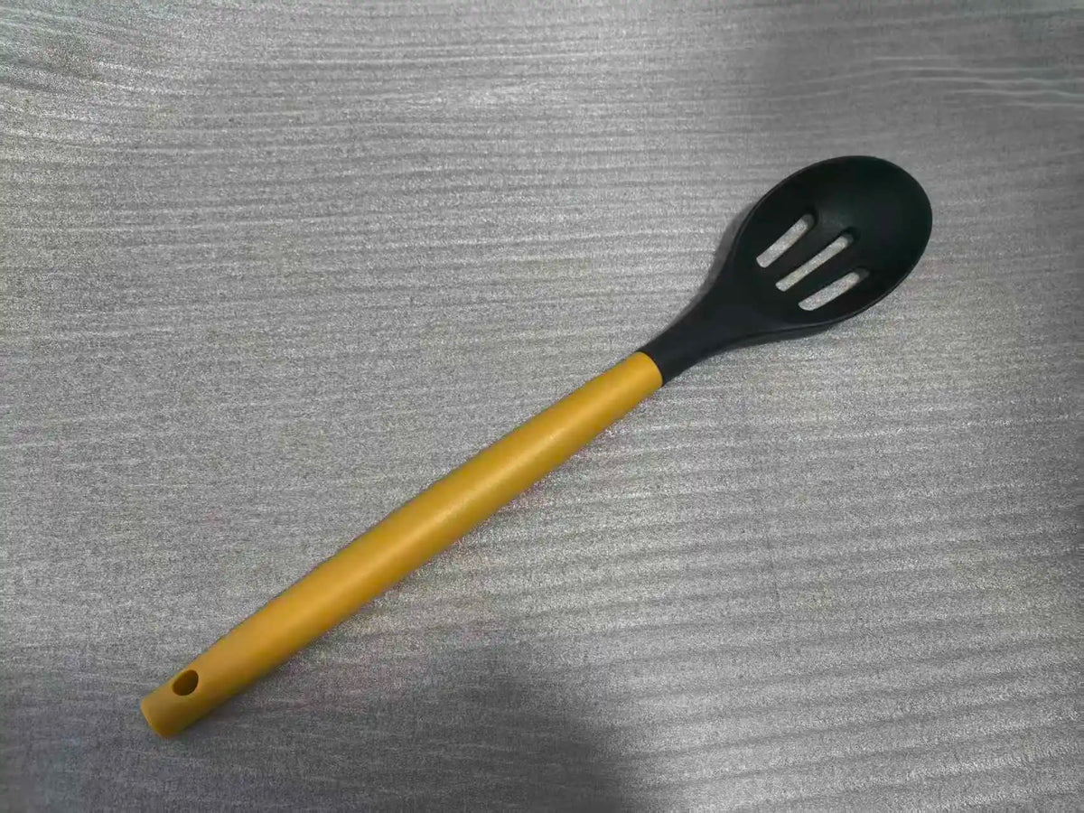 Silicone Kitchen Utensils - Tongs, Pasta Server, Basting Brush, Whisk - photo 7