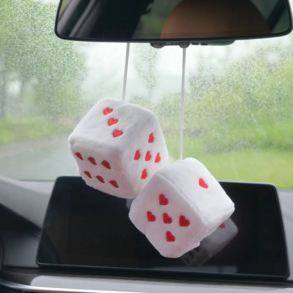 1 Pair 7cm Fuzzy Plush Dice Heart Shape Decor for Car Rearview Mirror, Retro Square Decoration Dice for Car Hanging Accessories