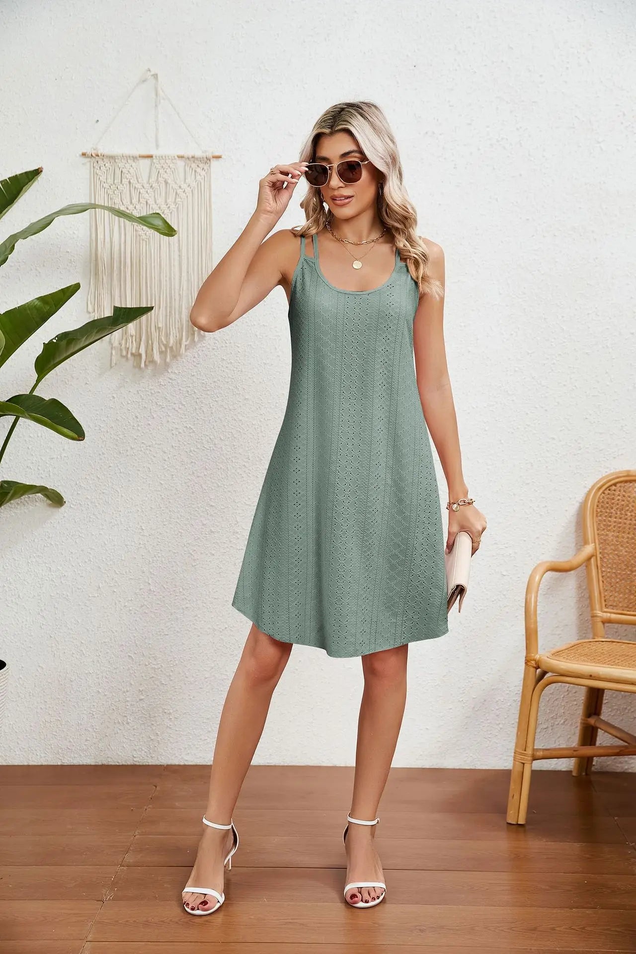 New Women's Solid Color Round Neck Suspender Loose Sleeveless Dress Fashion Summer Sexy Backless Beach Vacation Short Dress 2026