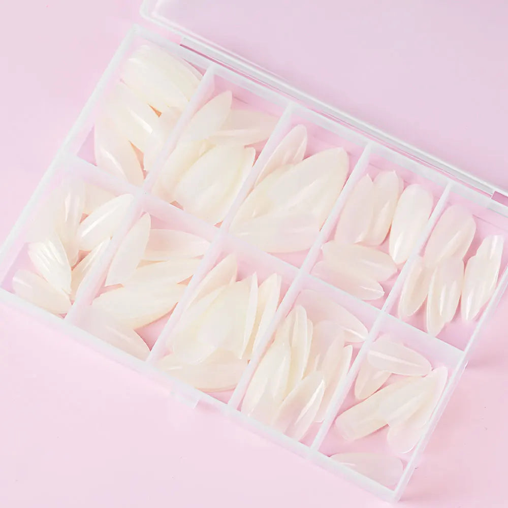 120Pcs Christmas Red Press On Nails Mid-length Almond Fake Nails Full Cover Detachable False Nail Tips For Women Halloween Wear