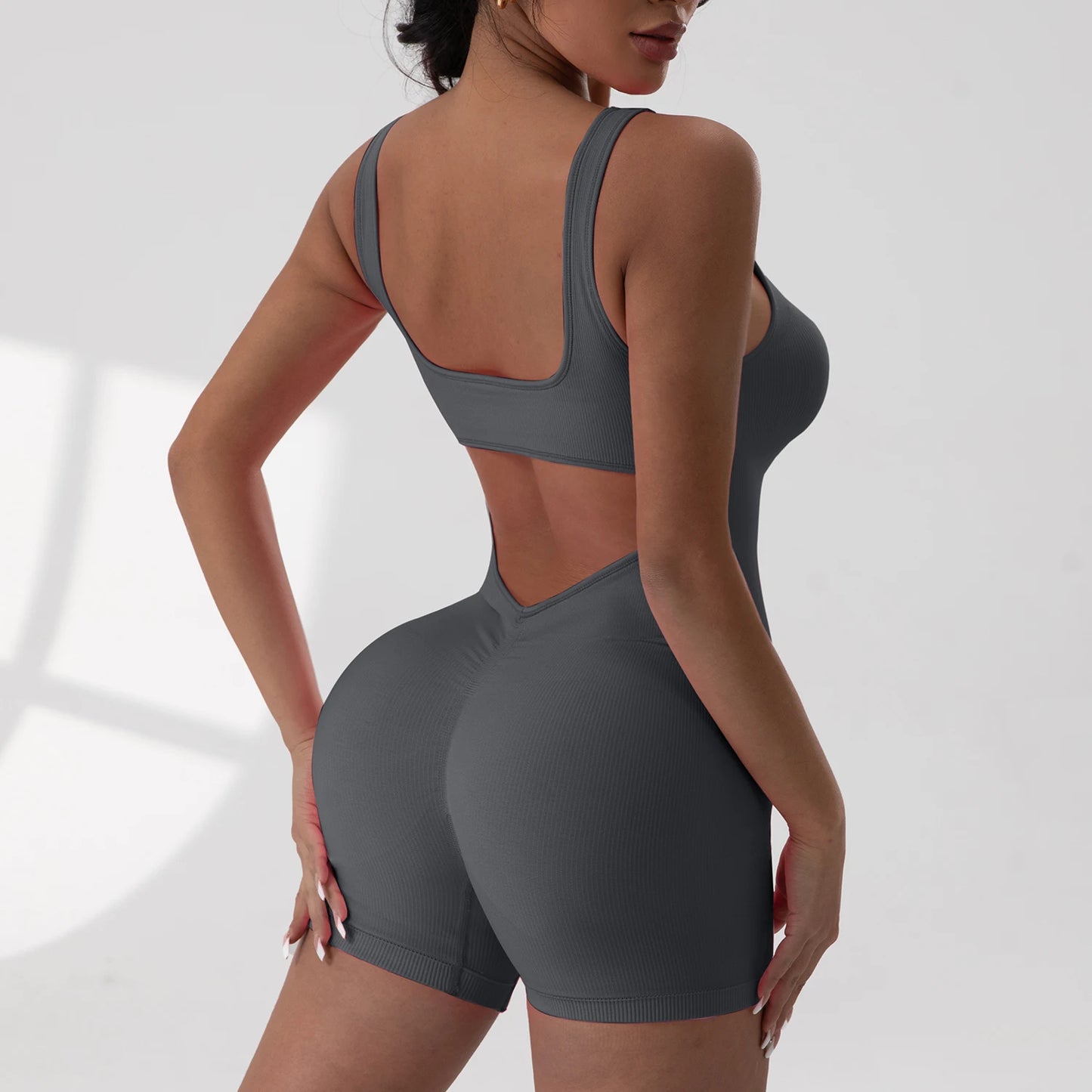 Women's Sleeveless Sports Jumpsuit — Backless Yoga & Workout Bodysuit