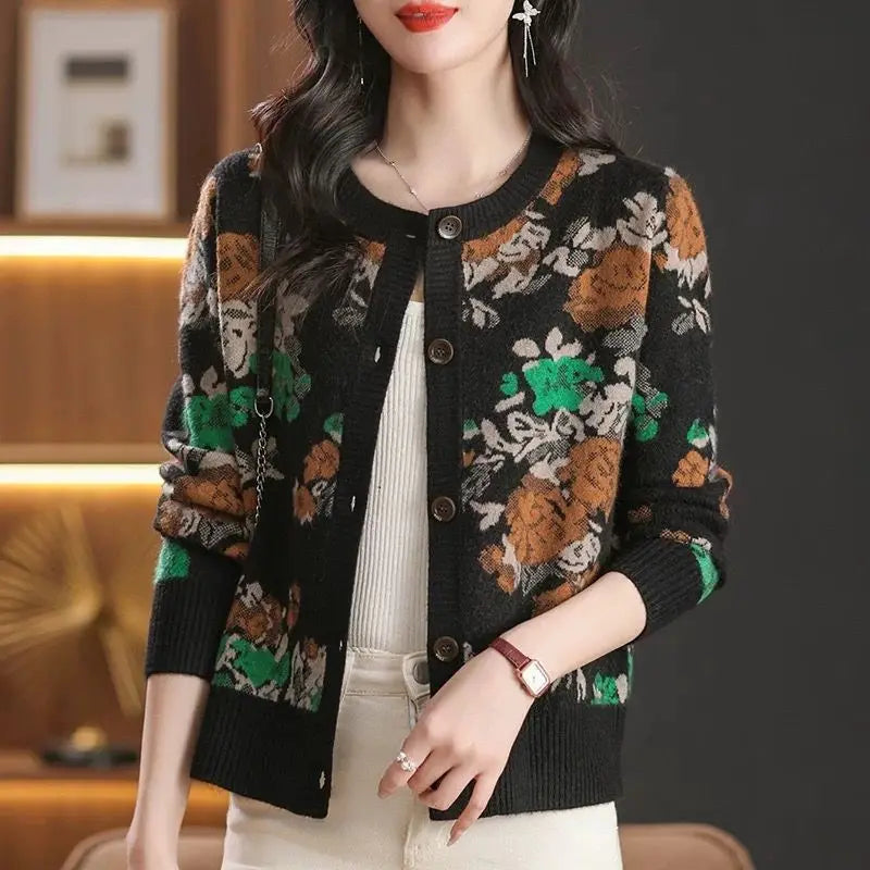 Knitted cardigan for women short sweater jacket outerwear 2025 spring and autumn new and fashionable jacquard round neck top