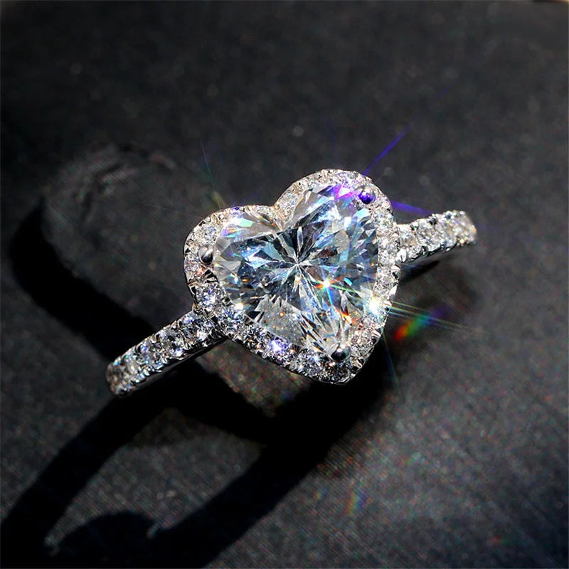 Exquisite Heart Ring for Women with White Zircon Stones