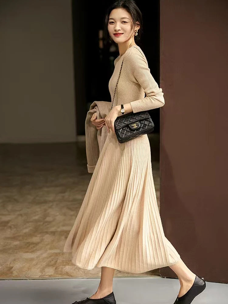 Women Sweater 100% Merino Wool Dress A-Line Pleated Skirts Spring Autumn Pullover Cashmere Thin Slim Flare Dress O-neck Knitwear