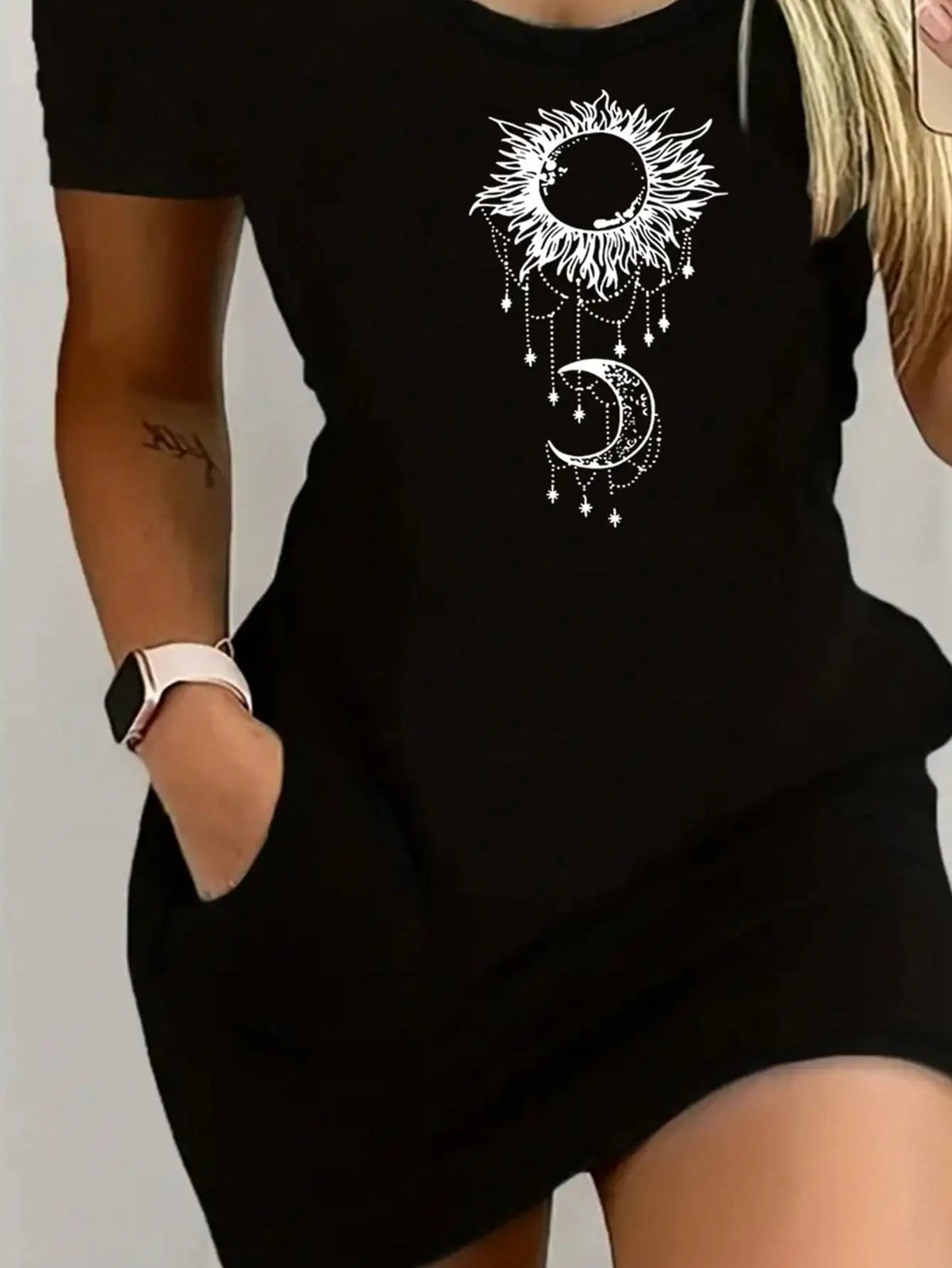 2026 New Women's Sexy Heart-Shaped Round Neck Short-Sleeved Dress and Skirt, Suitable for Summer Wear