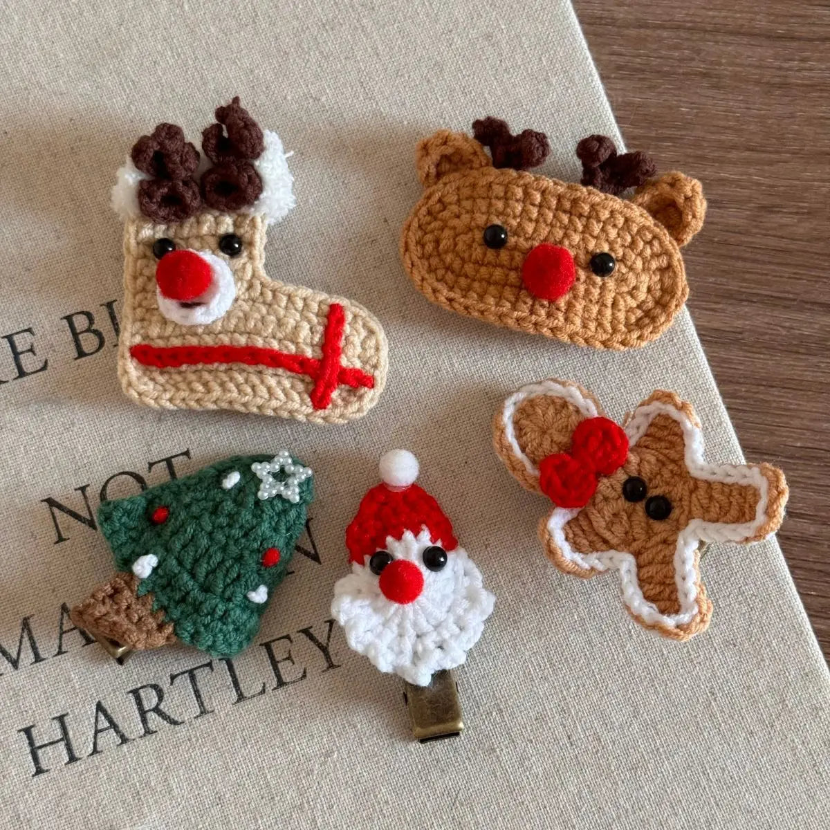 2025 Cute Crochet Hair Bow Christmas Hair Clips Knitted Hair Pins Santa Hairpins Duckbill Clip Barrettes Girls Hair Accessories