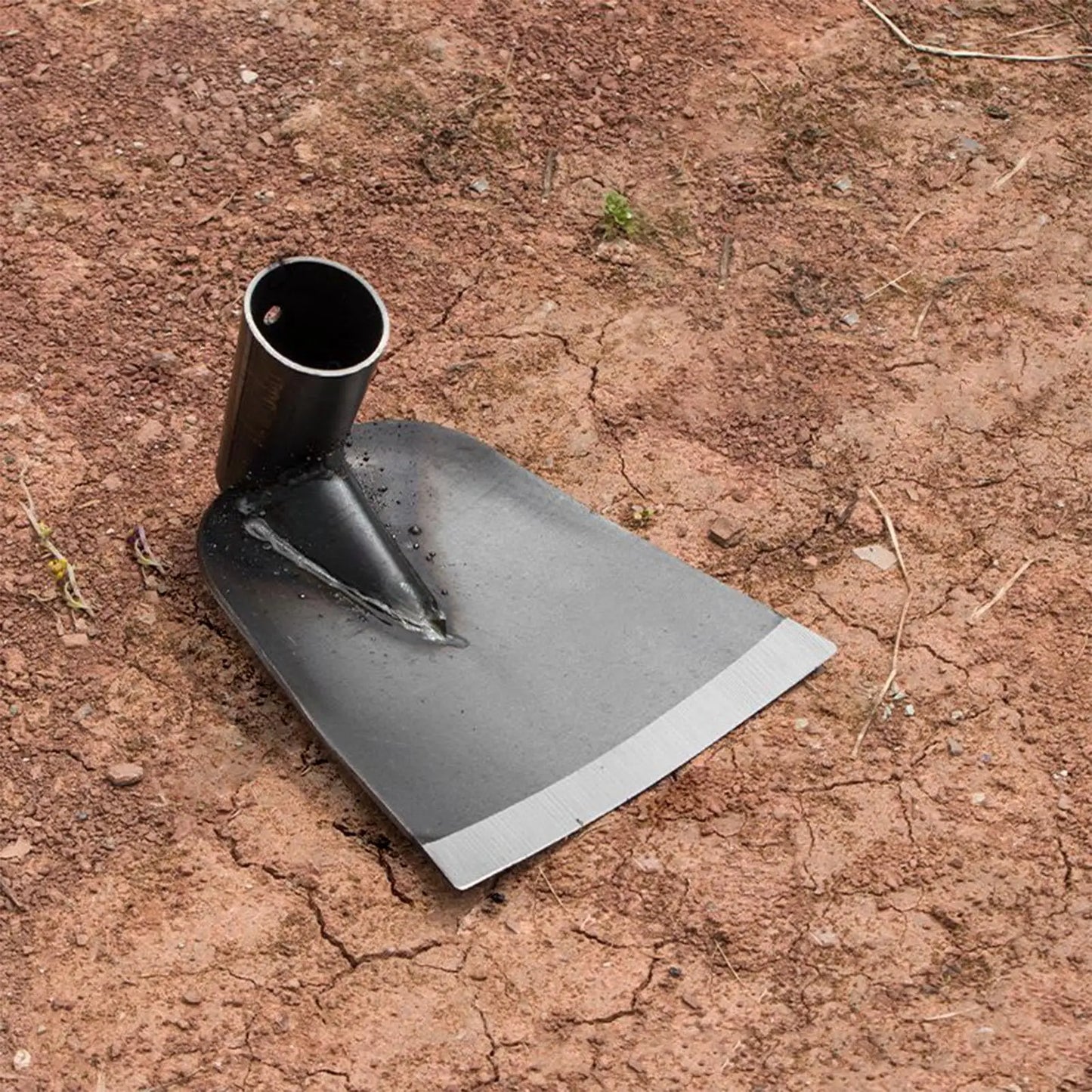 Heavy-Duty Manganese Steel Garden Hoe — Weeding & Cultivator Tool