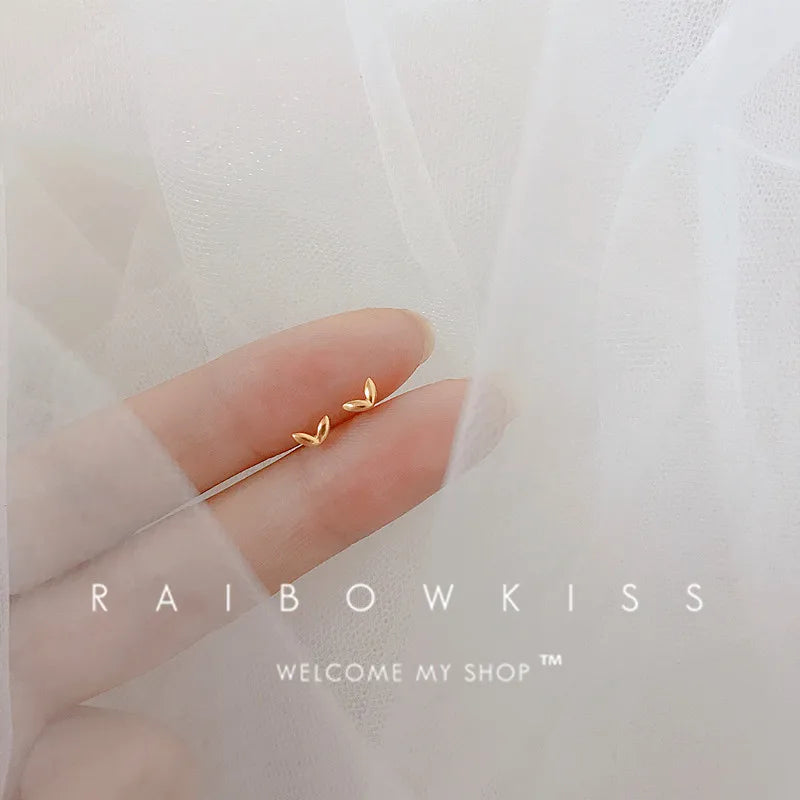 Korean Minimalism Gold Color Small Leaf Butterfly Stud Earrings for Women Hypoallergenic Daily Wear Ear Girls Pierc Gifts