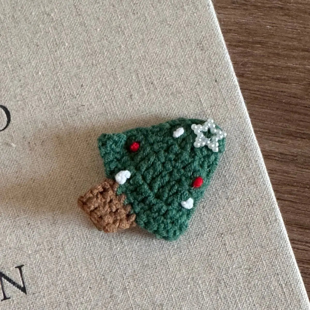2025 Cute Crochet Hair Bow Christmas Hair Clips Knitted Hair Pins Santa Hairpins Duckbill Clip Barrettes Girls Hair Accessories