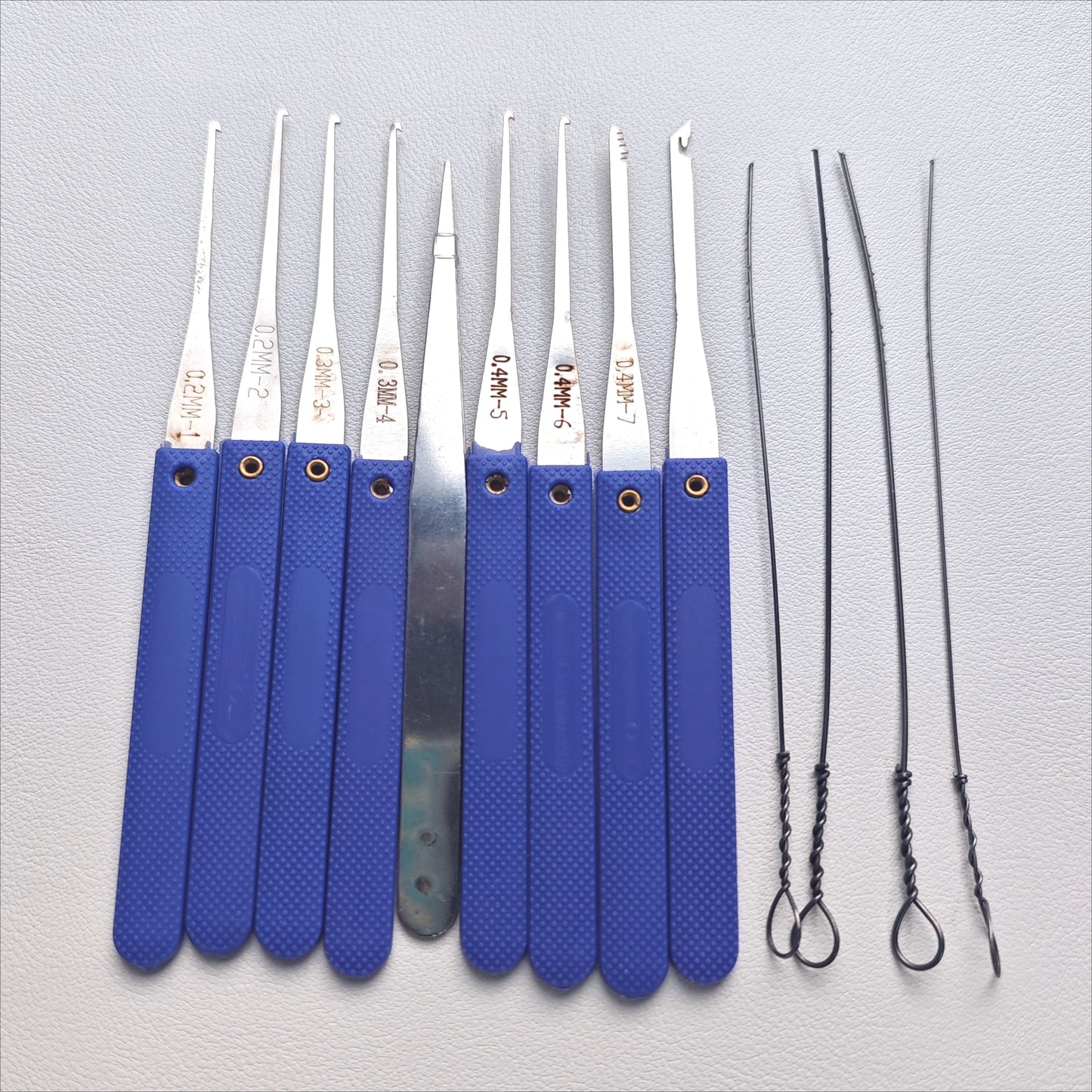 New 18 in 1 Locksmith Extractor Tools Kit Broken Key Remove Tool Set with Tension Wrench Tools for Family,Home Life Helper 2026