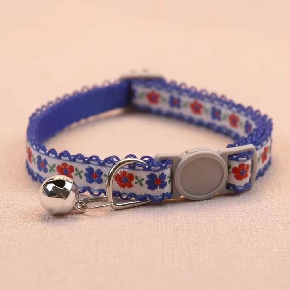 Fashion Floral Embroidered Cat Collars Adjustable Durable Pet Collars Cute Lace Collar With Bell Cat Supplies