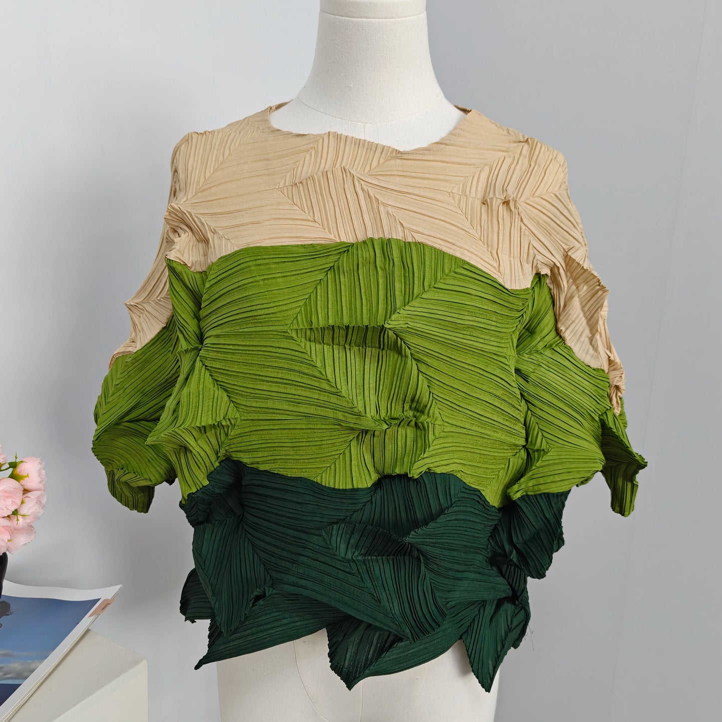 Miyake-Style Pleated T-Shirt - Women's Loose Round-Neck Summer Top