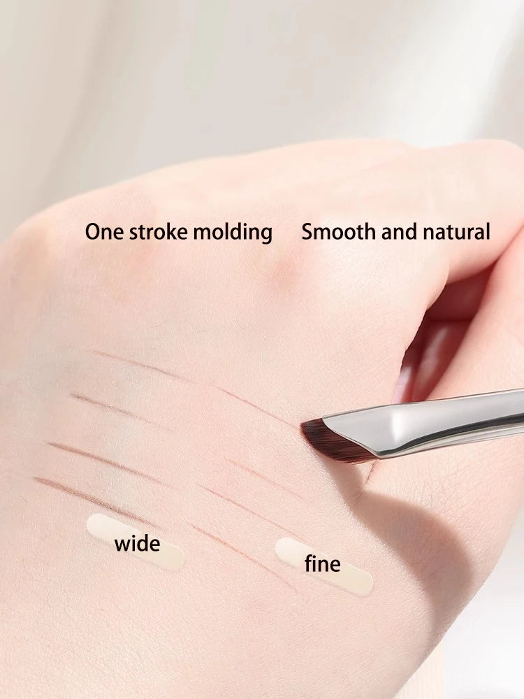 Sickle Eyeliner Brush Eyeshadow Blade Brush Detail Brush Diagonal Eyebrow Brushes Undereyelid To Sleeping Silkworm Makeup Tools