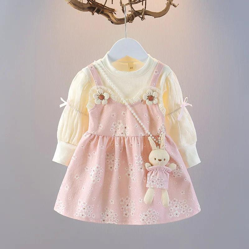 2025 New Spring Western Flower Flower Dress Feelings Feed 2 Sweet and Lovely Going Leisure Girl Clothing Give Rabbit 0-6-year-ol