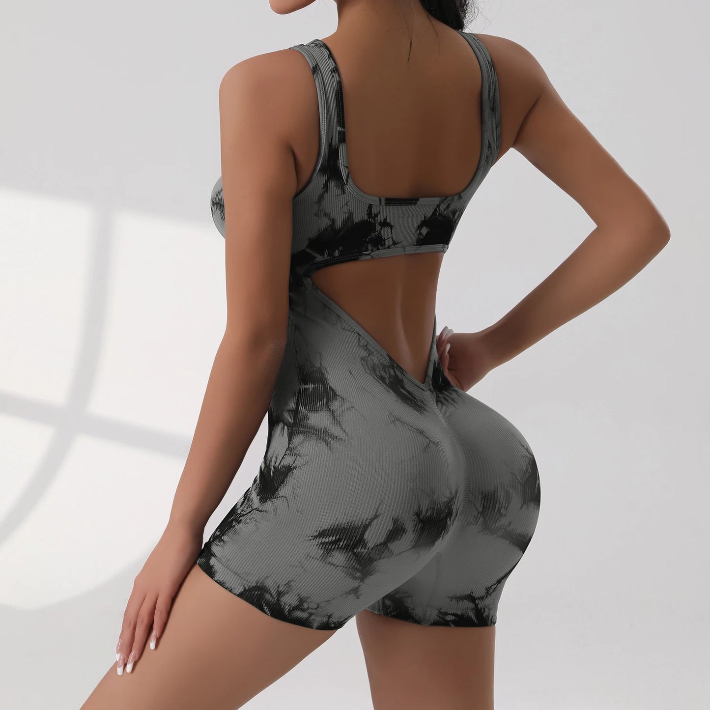 Women's Sleeveless Sports Jumpsuit — Backless Yoga & Workout Bodysuit