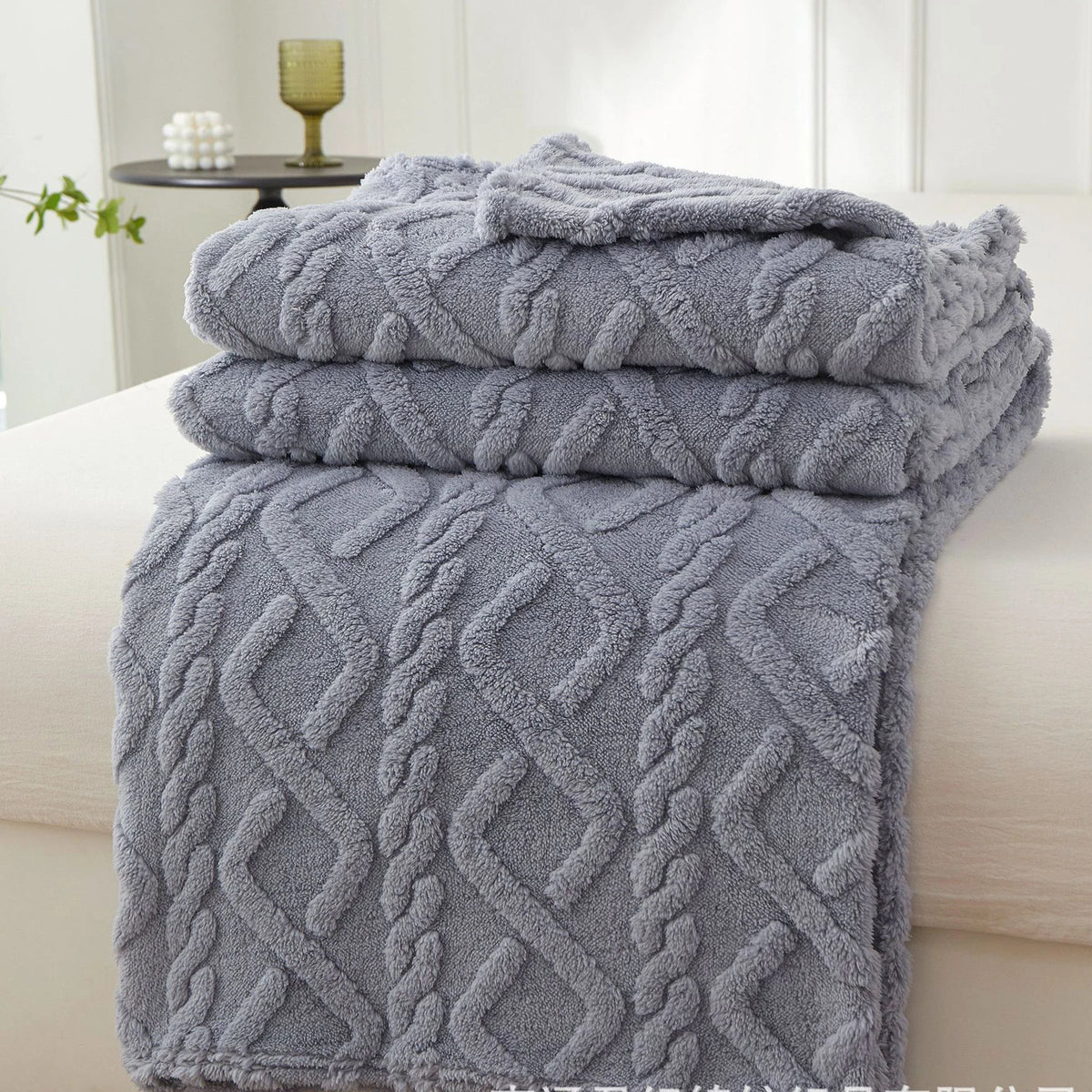 Thick Sherpa Fleece Blanket - Solid Color Winter Throw and Sofa Cover - photo 7