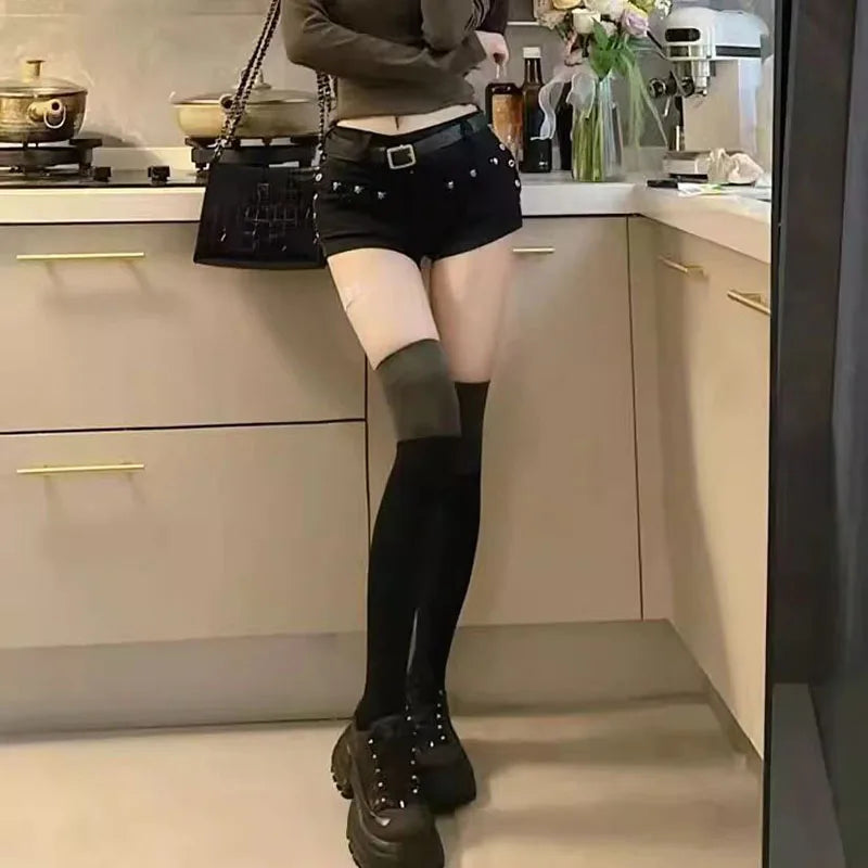 Women's Low-Waist Denim Shorts — Y2K Slim-Fit Black Jean Hot Pants