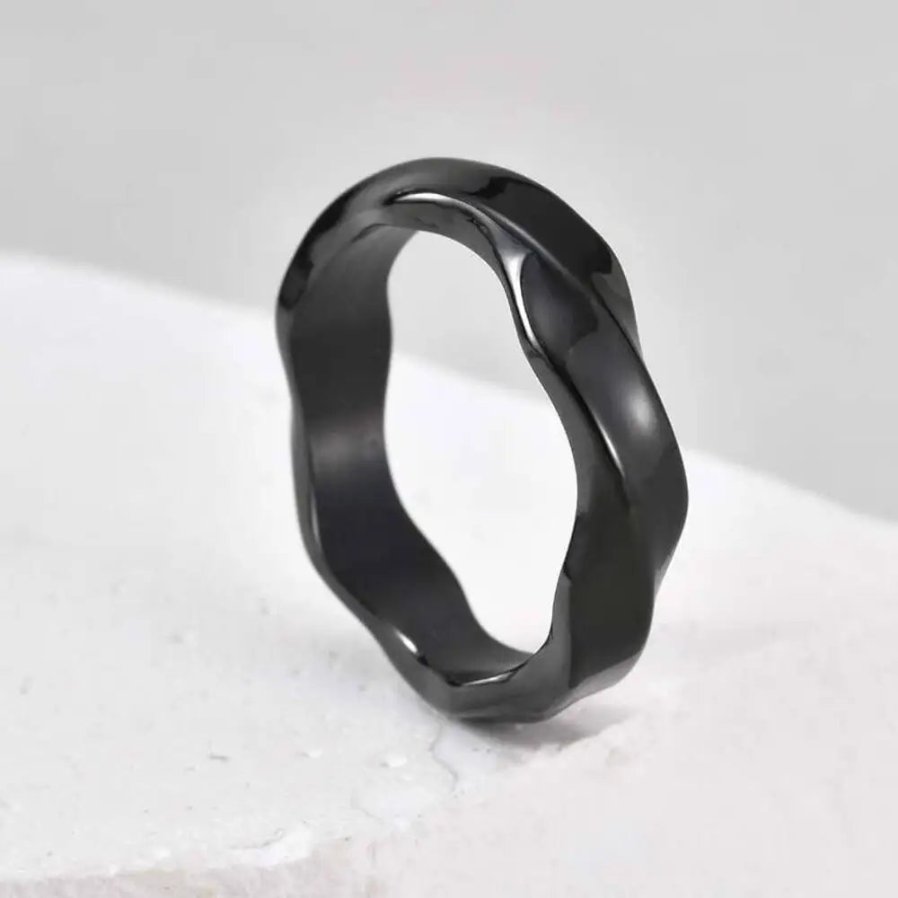 Mobius Twist Ring for Men — Oxidised Stainless Steel Band