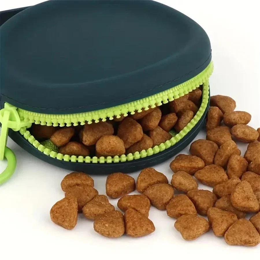 Silicone Dog Treat Pouch with Lanyard & Hook – photo 2