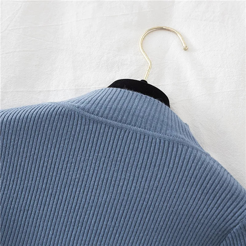 Women's soft turtleneck sweater, cotton blend — view 17 of 20