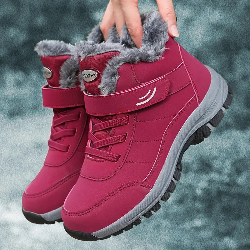 Women's Platform Combat Snow Boots - Fur Lined Non-Slip Ankle Boots - photo 3