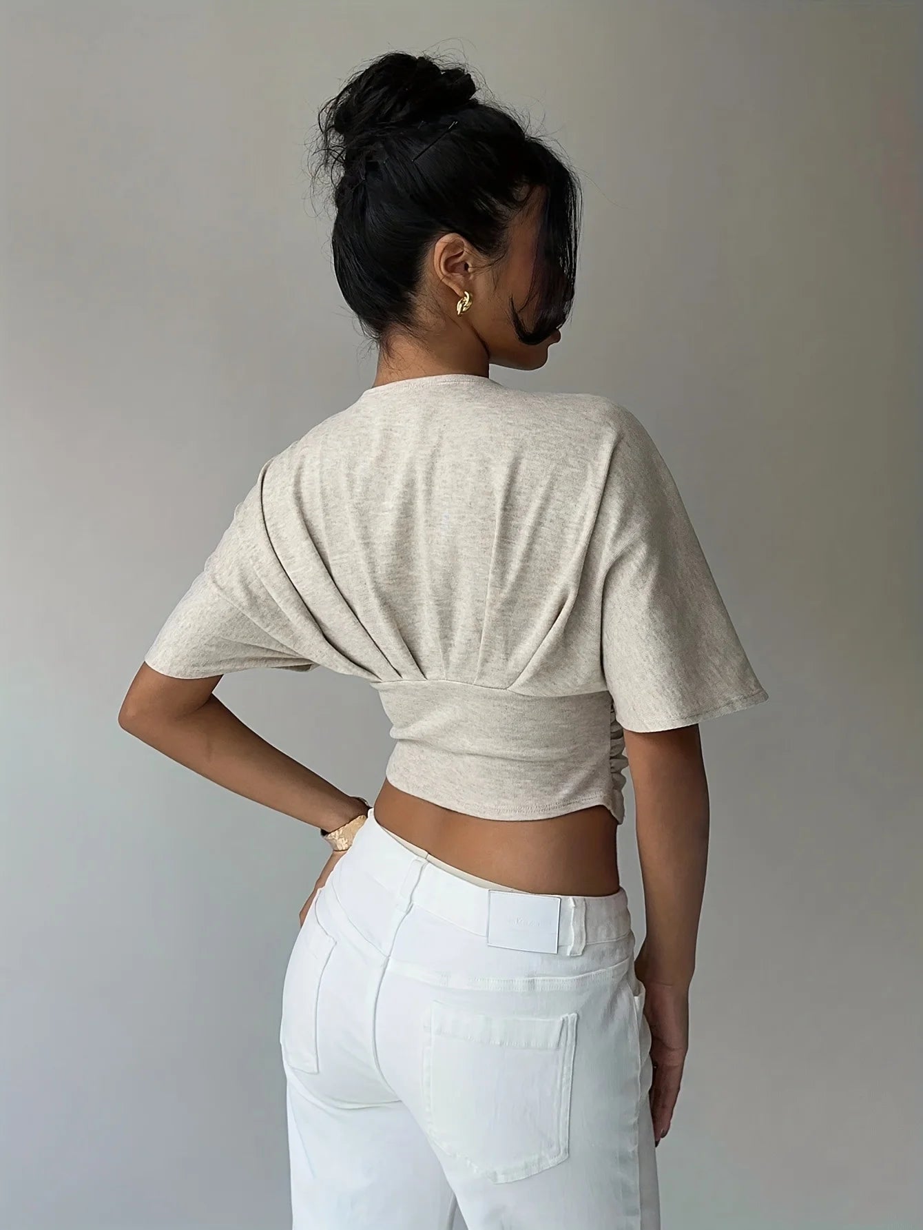 Women's Deep V-Neck Short Sleeve Fitted Tee — Apricot