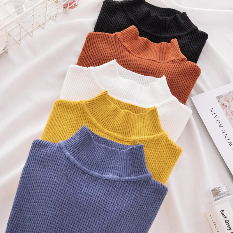 Women's soft turtleneck sweater, cotton blend — view 4 of 20