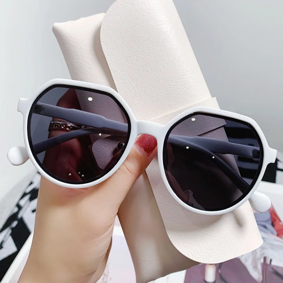 Korean-Style Geometric Sunglasses — Vintage Unisex UV Shades