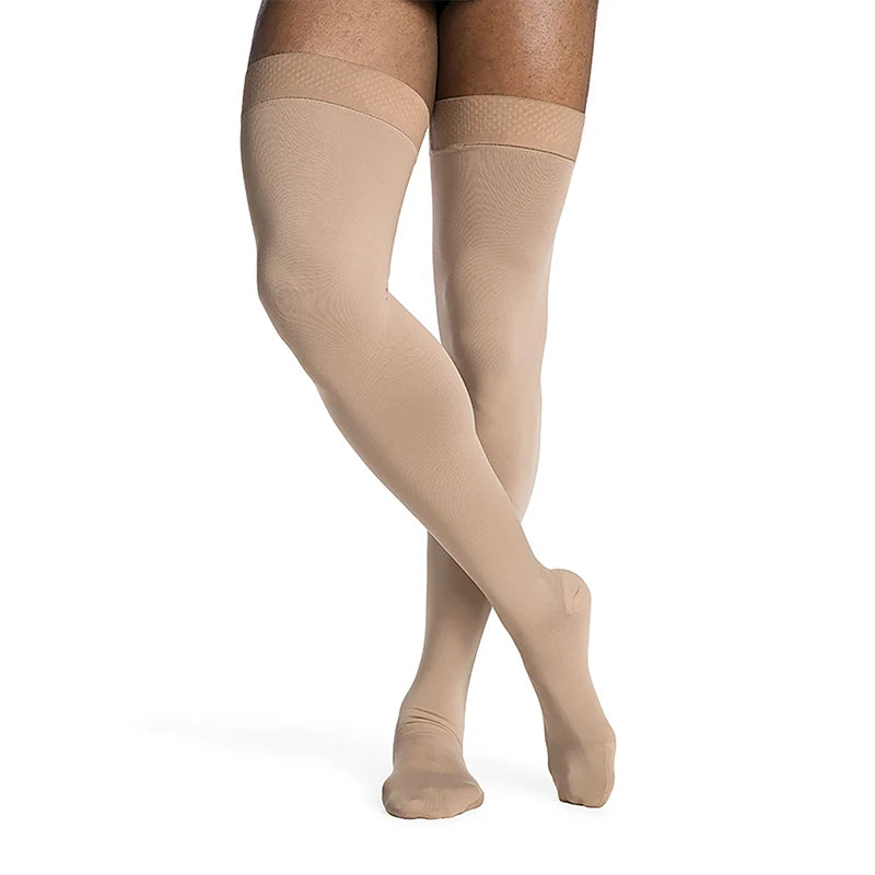 Graduated Compression Socks (20–30 mmHg) for Men & Women — All-Day Comfort & Support