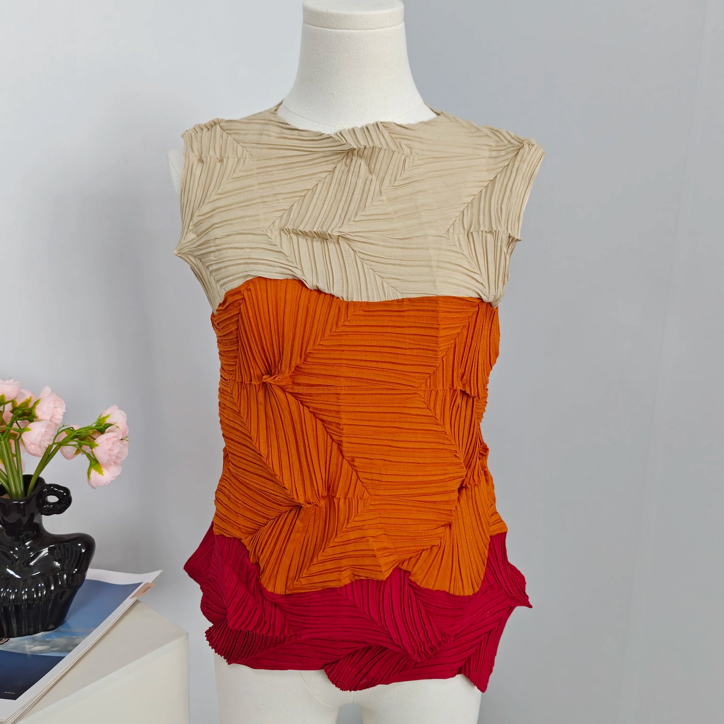 Miyake-Style Pleated T-Shirt - Women's Loose Round-Neck Summer Top