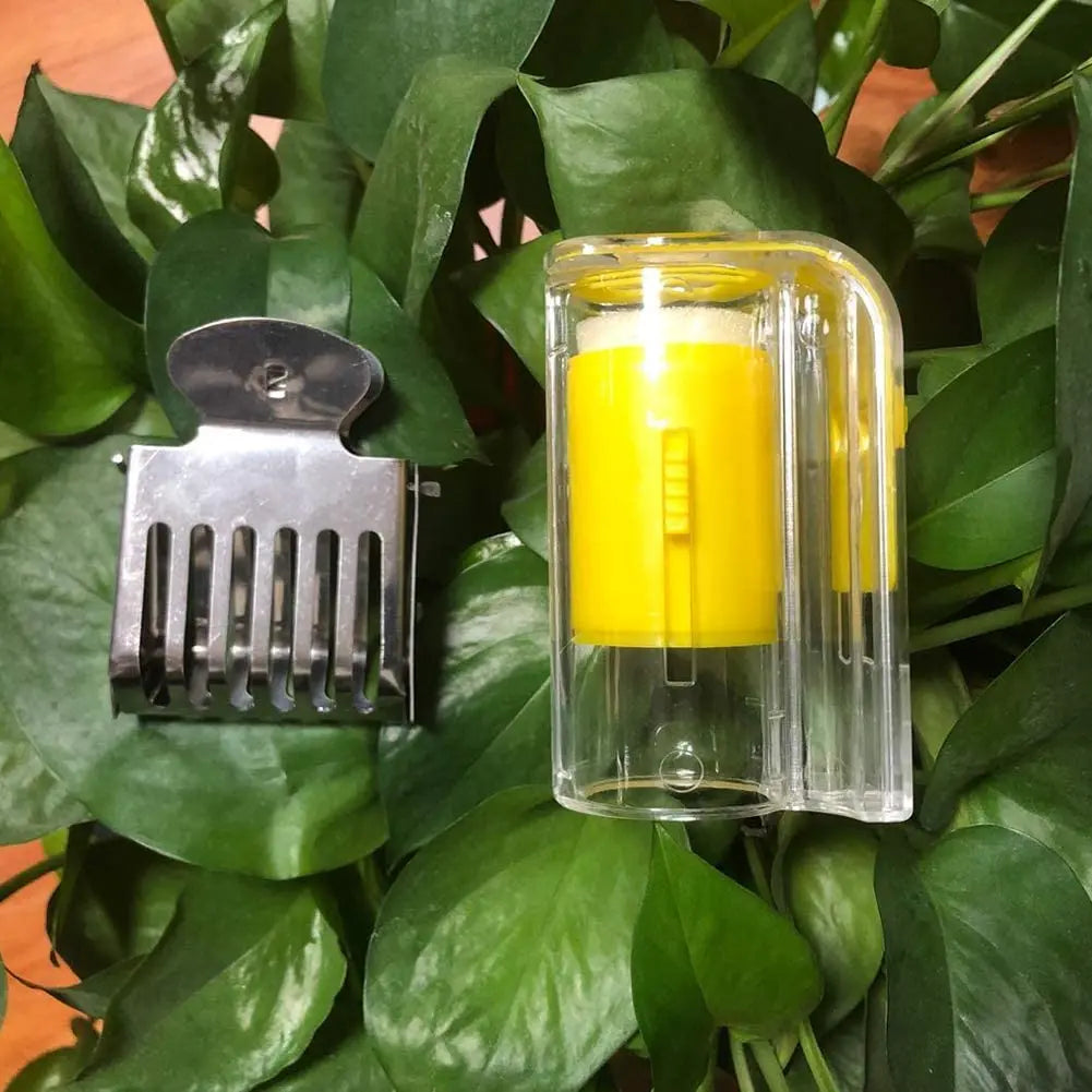 Bee Queen Marking Bottle Bee Mark Cage Plastic One Handed Marking Catcher With Plunger Plush Garden Beekeeping Supplies Tools