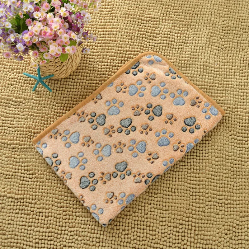 Flannel Dog Paw Print Blanket - Warm Pet Mat in 3 Sizes - photo 9