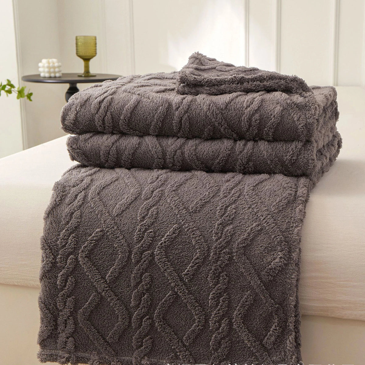 Thick Sherpa Fleece Blanket - Solid Color Winter Throw and Sofa Cover - photo 13