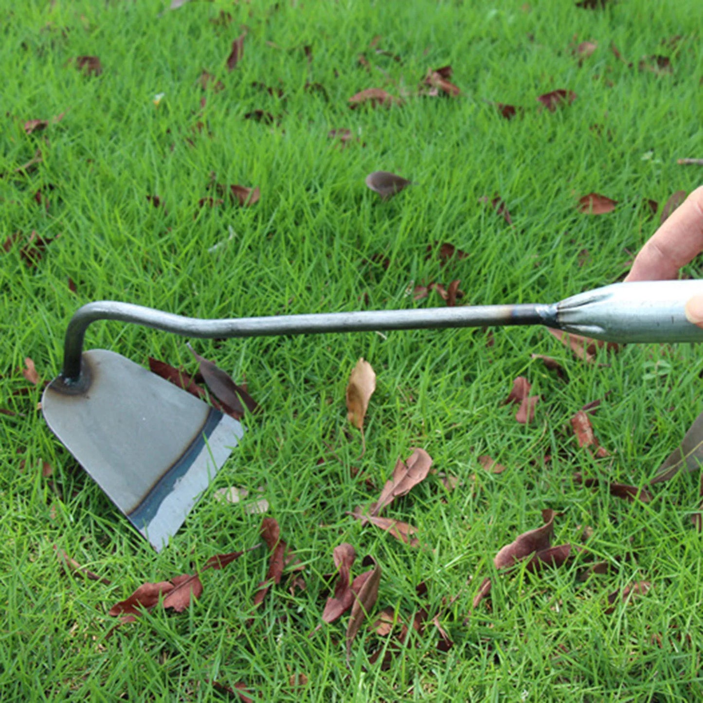 Carbon Steel Garden Hoe & Weeder — Dual-Purpose Hand Weeding Tool