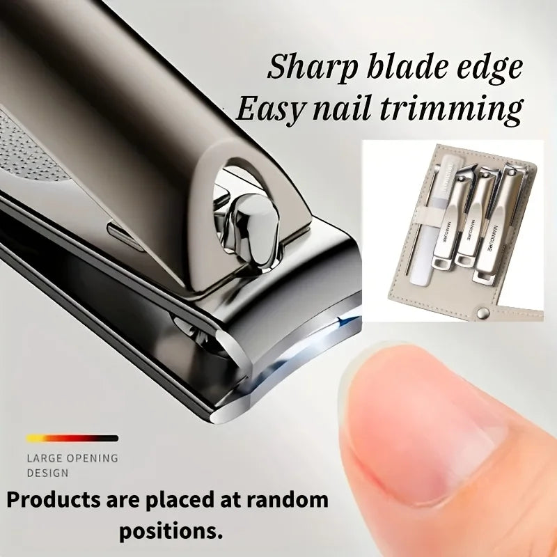 A Five-Piece Professional Manicure And Pedicure Set, Including Nail Clippers, an Ear Scoop, Comes with a Portable Storage Box