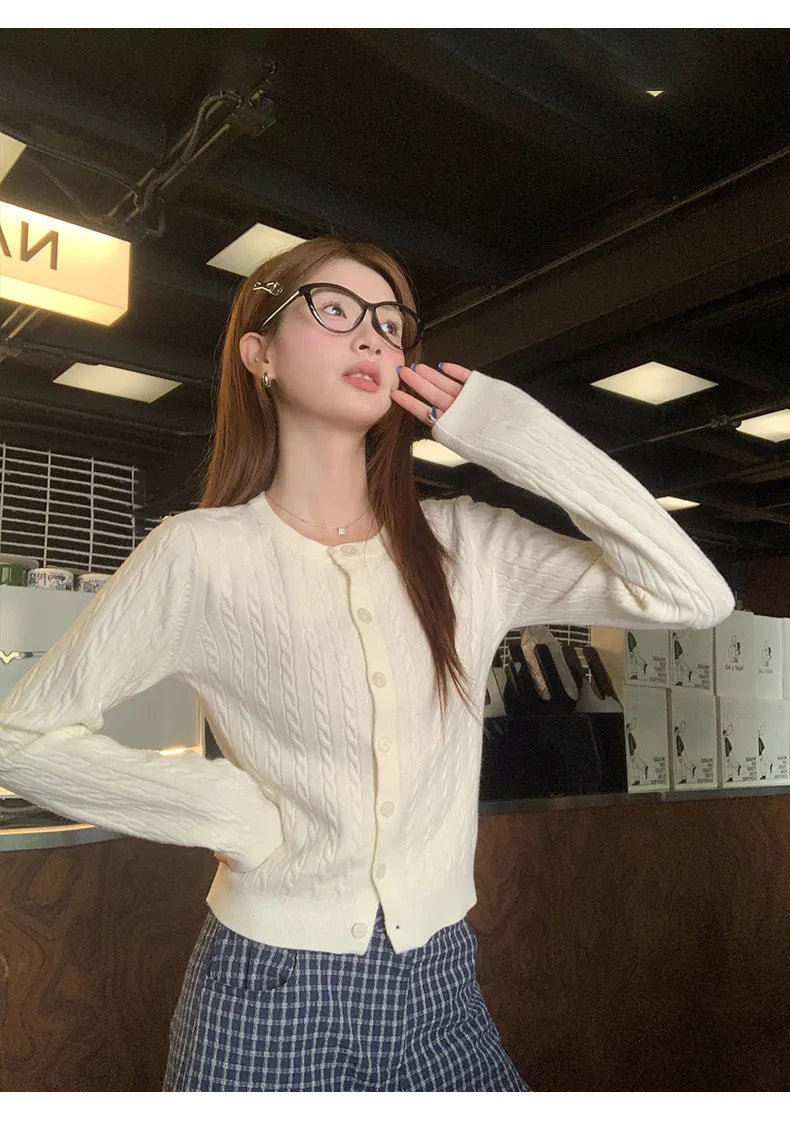 Women's Cable Knit Cardigan — Button-Front Sweater