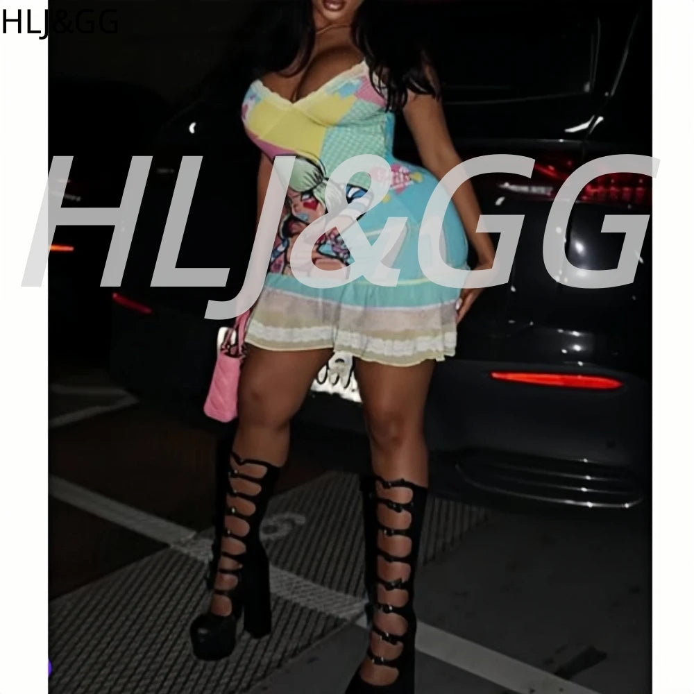 Y2K Lace-Splice Bodycon Mini Dress — Women's Spaghetti-Strap V-Neck Dress