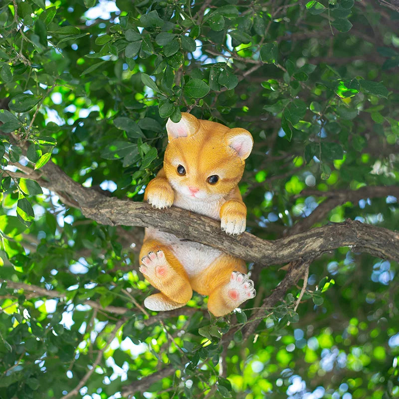 Creative Cartoon Simulation Tree Climbing Cat Pendant Outdoor Garden Courtyard Balcony Landscape Resin Decoration Kitten Hanging