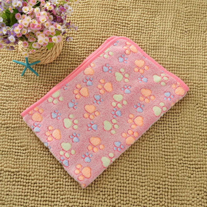 Flannel Dog Paw Print Blanket - Warm Pet Mat in 3 Sizes - photo 12
