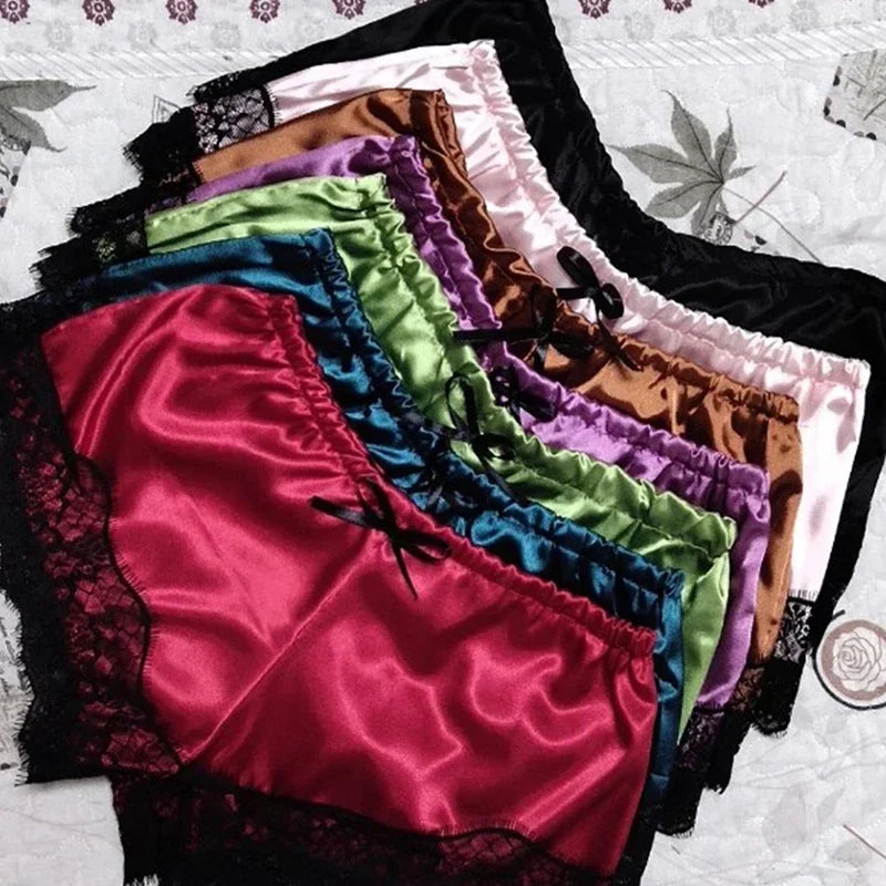 Women's Lace Sleeveless Pajama Set – V-Neck Top & Shorts Loungewear (S/M/L)