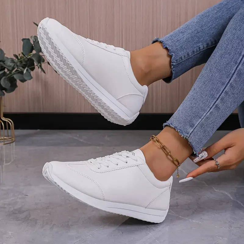 Vulcanized Running Sneakers for Women — Round-Toe Lace-Up Casual Campus Shoes