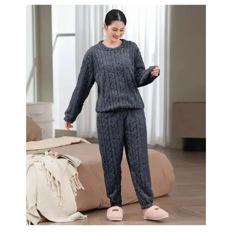 Women's Coral Fleece Jacquard Lounge Set - Top & Pants - photo 4