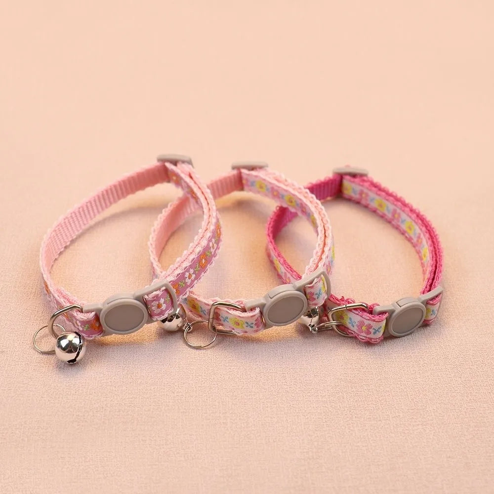 Fashion Floral Embroidered Cat Collars Adjustable Durable Pet Collars Cute Lace Collar With Bell Cat Supplies