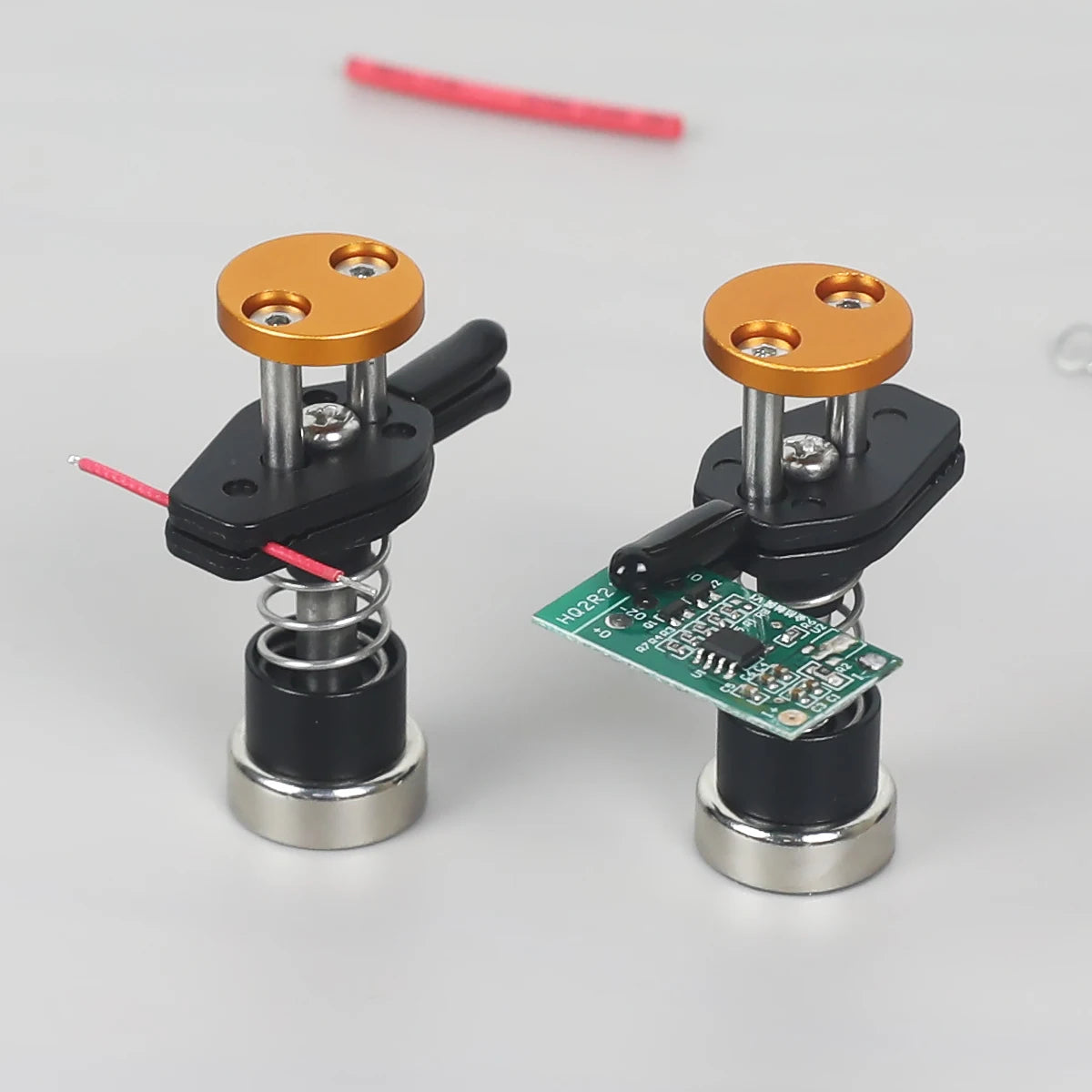 Toolour Magnetic Helping Hands Soldering Tool Press Adjust Distance PCB Clip Solder Wire Holder for Soldering/Electronics Repair