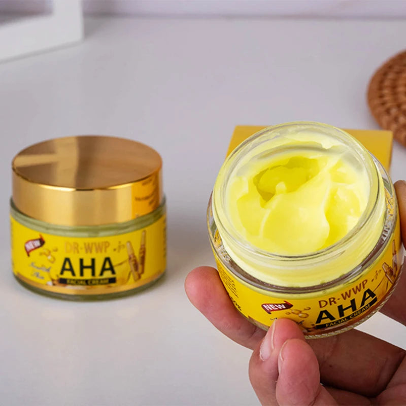 Revitalizing Facial Care Cream Lasting Moisturizing Face Cream Contain Aha Fruit Acids, Turmeric Hydration Firming Face Cream