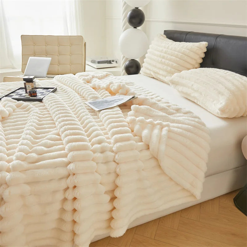 Striped Fluffy Throw Blanket, 250 GSM Soft Bed Blanket