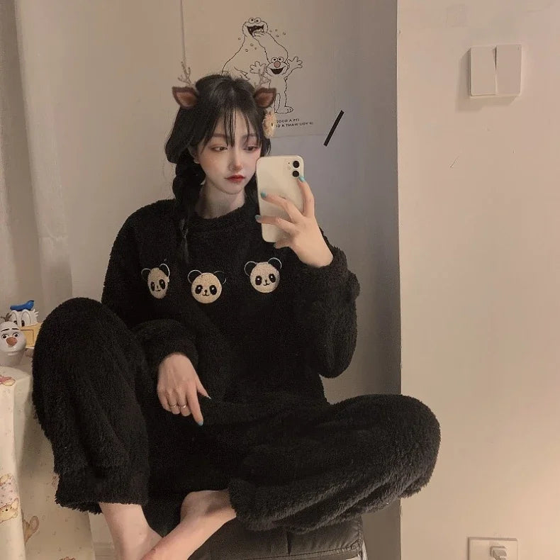 Women's Fleece Pajama Set - Solid Top & Plaid Pants - photo 10